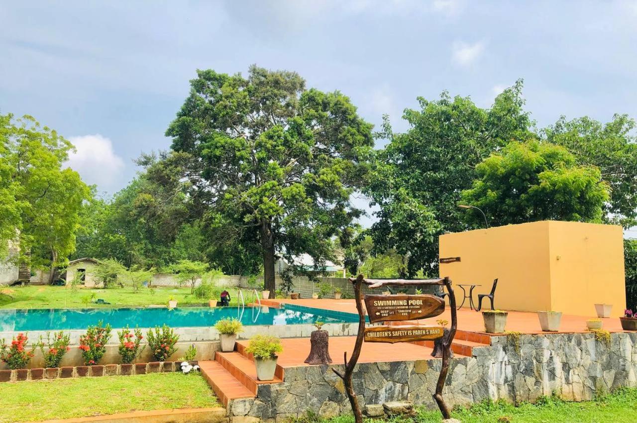 Lolu Village Resort Anuradhapura Exterior photo