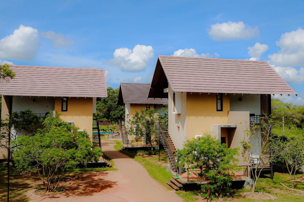 Lolu Village Resort Anuradhapura Exterior photo