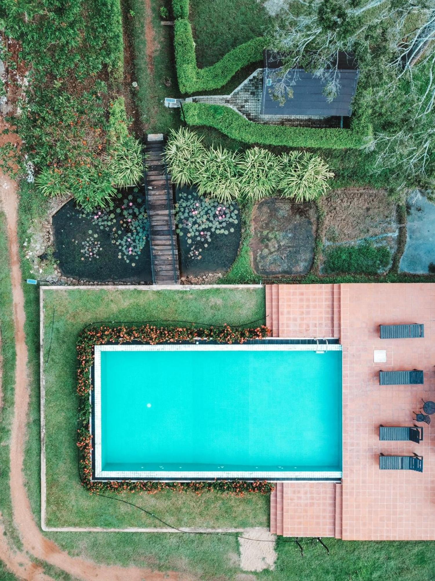 Lolu Village Resort Anuradhapura Exterior photo